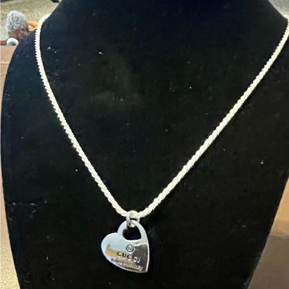 Gucci Polished Silver Heart Logo Necklace on 22 inch chain. NWOT - Picture 2 of 6